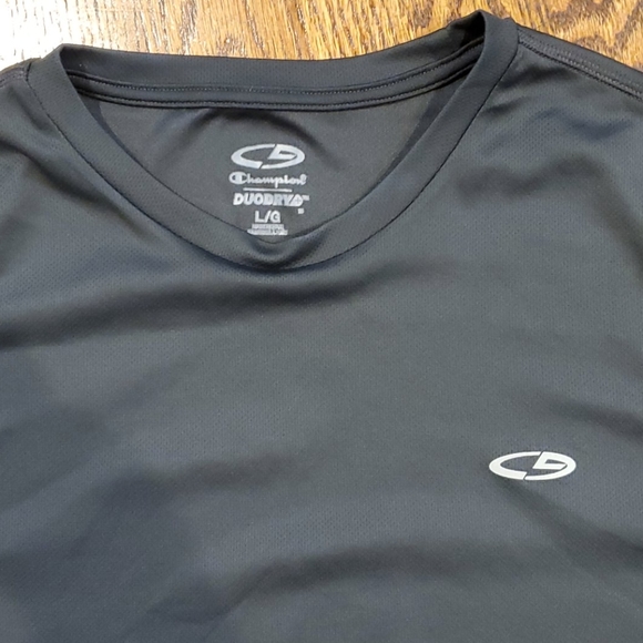 Champion performance tee - Picture 2 of 4